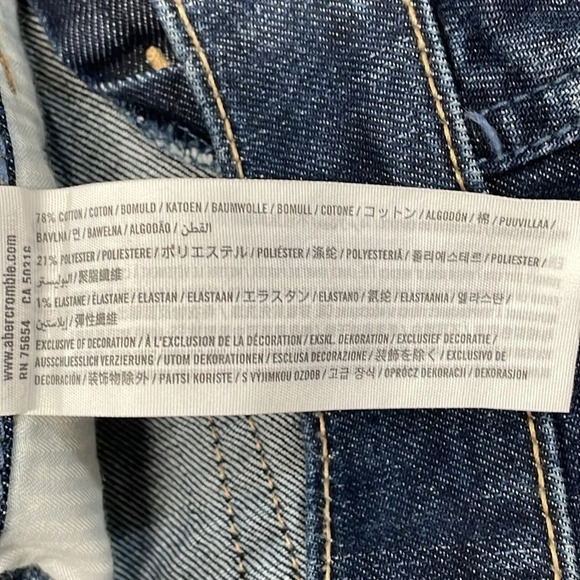 NWOT Hollister High Rise Short Short Ripped Dark Wash Denim 2” Inseam Size 5 - Picture 10 of 15